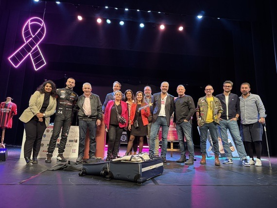 De nombreux Aubassadeurs à la soirée Octobre Rose des Vitrines de Troyes.