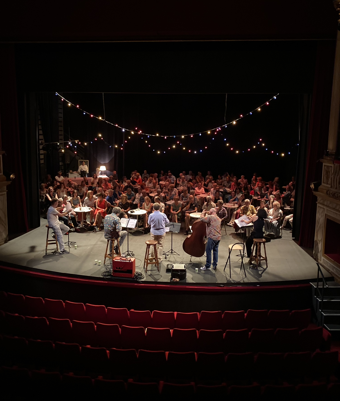 Théâtre La Madeleine : Apéro Littéraire avec Michel Bollet.